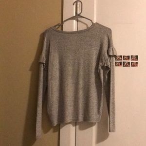 Very soft grey sweater never worn:)